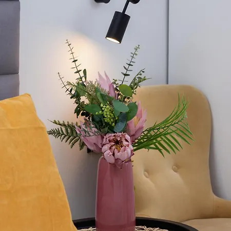 Cracow Miodowa 42 Elegant By Renters Apartment Krakow