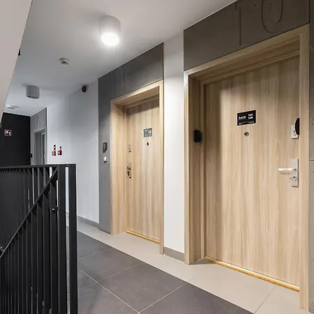 Cracow Miodowa 42 Elegant By Renters Apartment Krakow