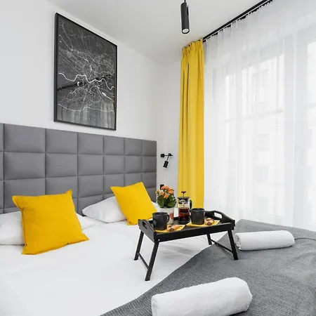 Cracow Miodowa 42 Elegant By Renters