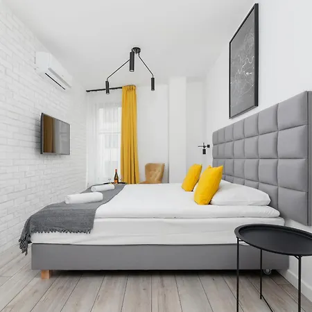 Cracow Miodowa 42 Elegant By Renters Apartment *