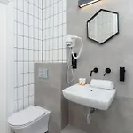 Cracow Miodowa 42 Elegant By Renters Appartement Cracovie